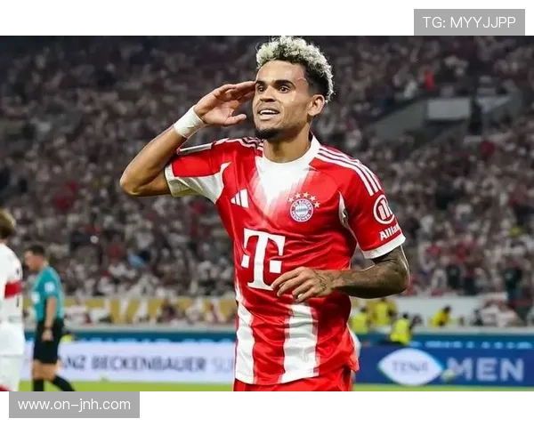 拜仁前锋迪亚斯因红牌停赛三场，格纳布里或将替代首发