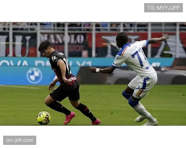 国米4-3逆转客胜科莫，小图拉姆邓弗里斯双响帕斯建功